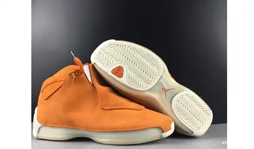 AA2494-801 Retro 18 AA2494-801 Orange Campfire Jordan  0528